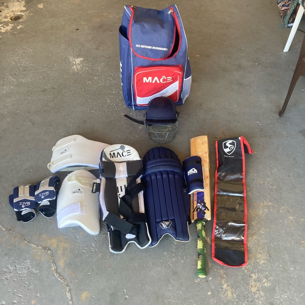 Mace cricket kit